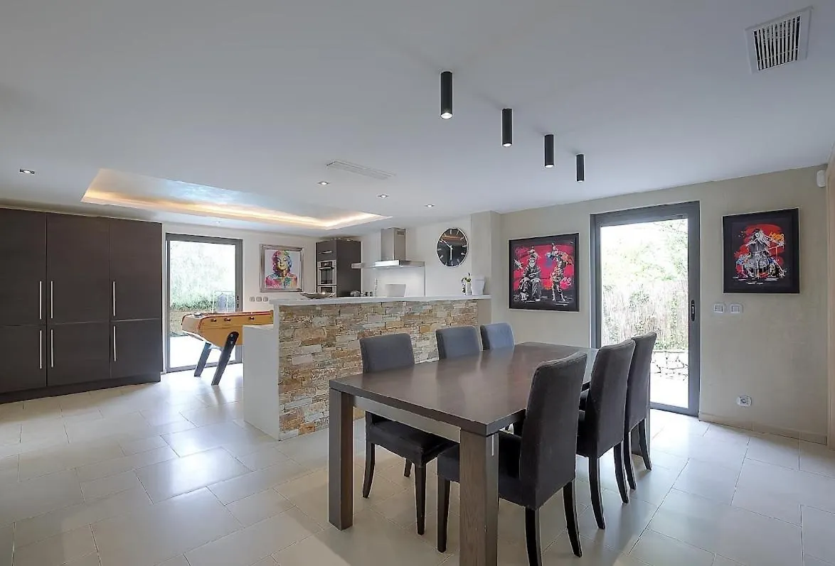 Beautiful Villa Mougins Quiet Heated Pool France